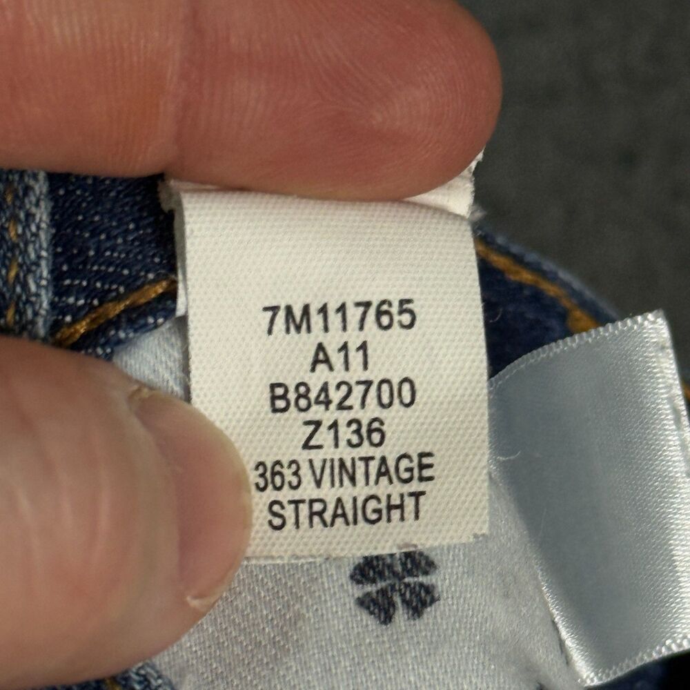 Lucky Brand Jeans Mens 31x32 Blue 363 Vintage Straight Fit Dark Wash Denim Pants - Picture 14 of 15